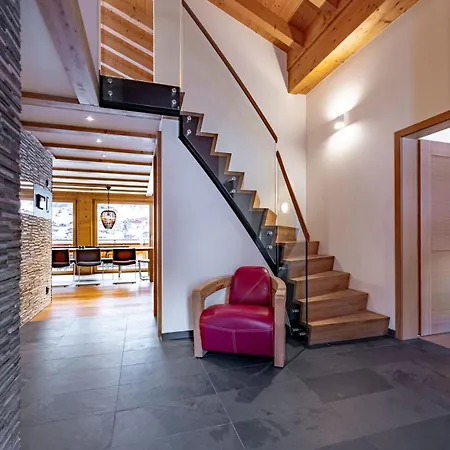 Prival - Majestic Peak 3br Chalet *