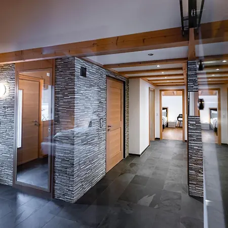 Prival - Majestic Peak 3br *